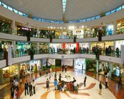 If you are feeling hungry after roaming and shopping in the mall. No worry, the mall has food courts with a number of cafés on the top floor.